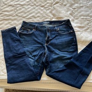Women’s high rise jegging
